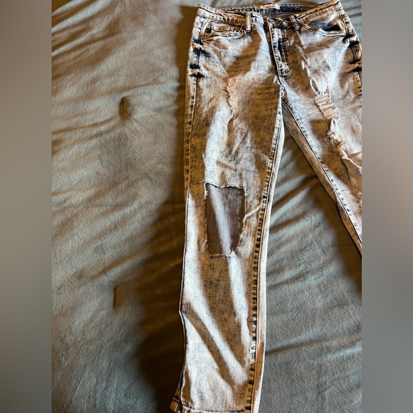 Kancan Acid Wash Skinny Jeans Size 29 - Picture 9 of 9